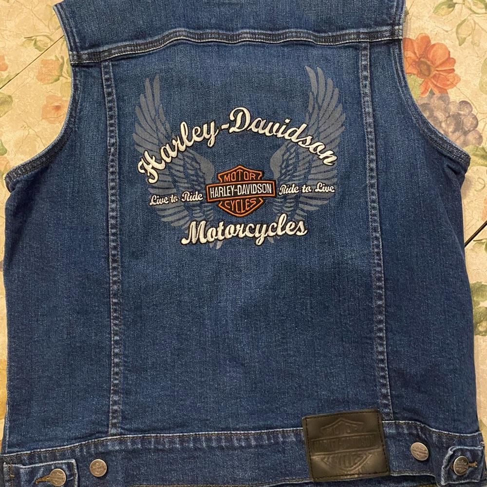 Ladies jean vest